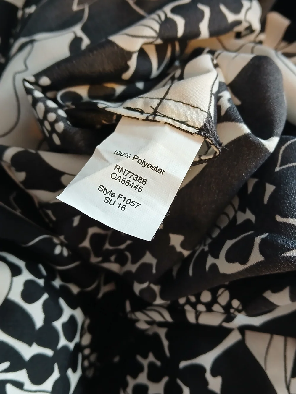 J. Crew Black and White Floral V-Neck Cap-Sleeve Blouse Size 0